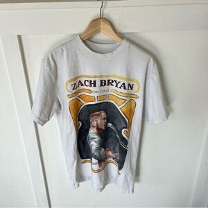 Zach Bryan Men's Medium Graphic T-shirt.